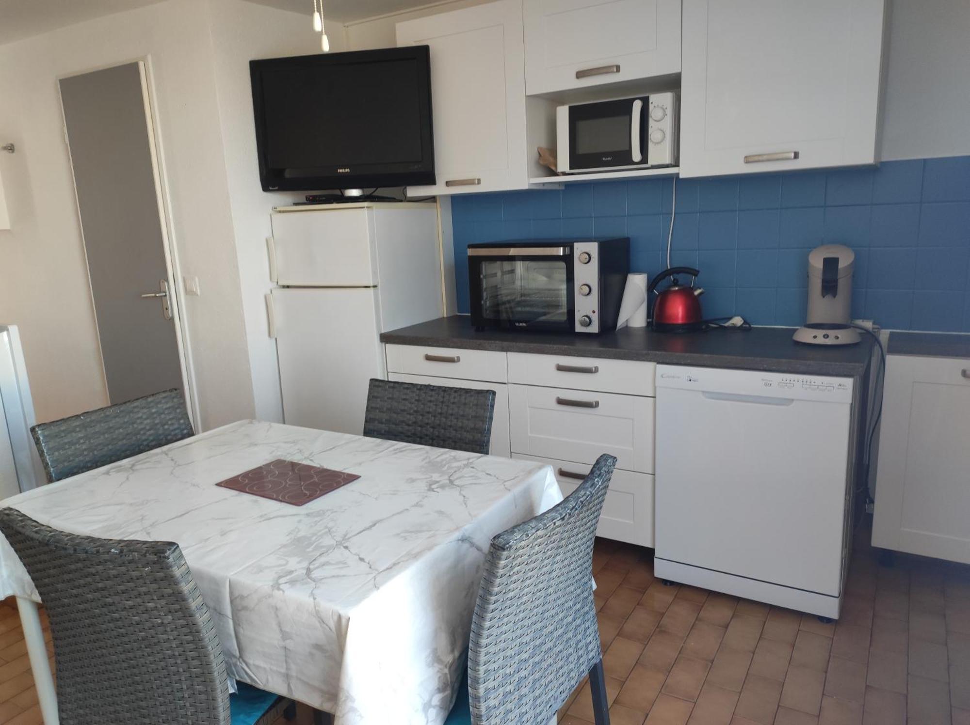 Appartement T2 Avec Piscine, Proche De La Plage Et Du Port Gruissan Exterior photo